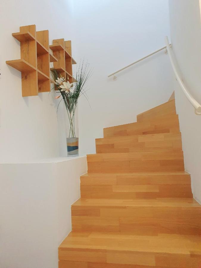 Near Lake Two Bedroom Duplex Apartment ウィーン エクステリア 写真