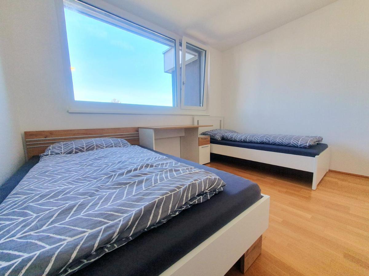 Near Lake Two Bedroom Duplex Apartment ウィーン エクステリア 写真